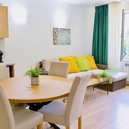 Διαμέρισμα Forest View Παμπόροβο